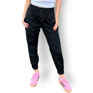 Lulu Mac Joggers / Black